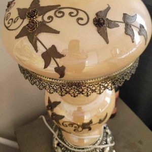 Table lamp